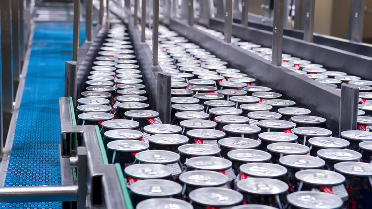 Filling of beverage cans-Thinkstock_credits